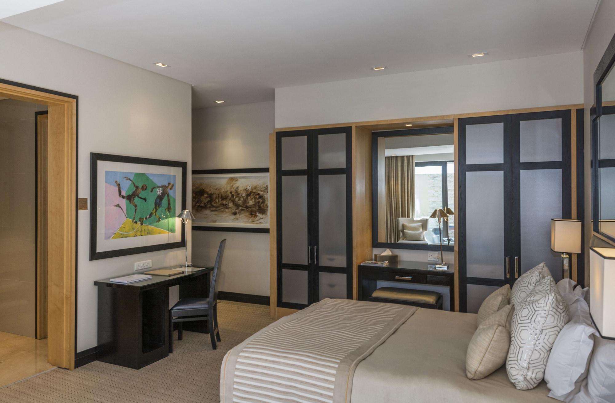 No5 Boutique Art Hotel By Mantis Port Elizabeth Exterior photo
