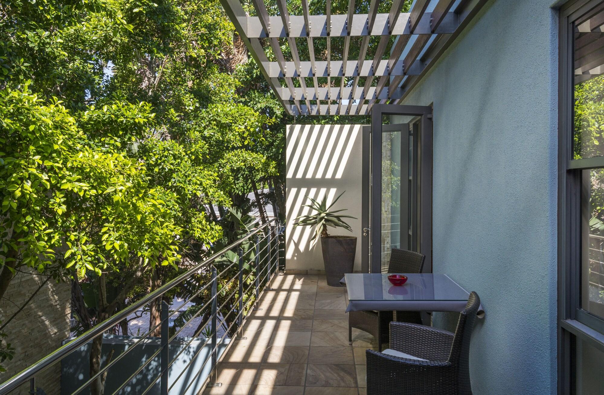No5 Boutique Art Hotel By Mantis Port Elizabeth Exterior photo